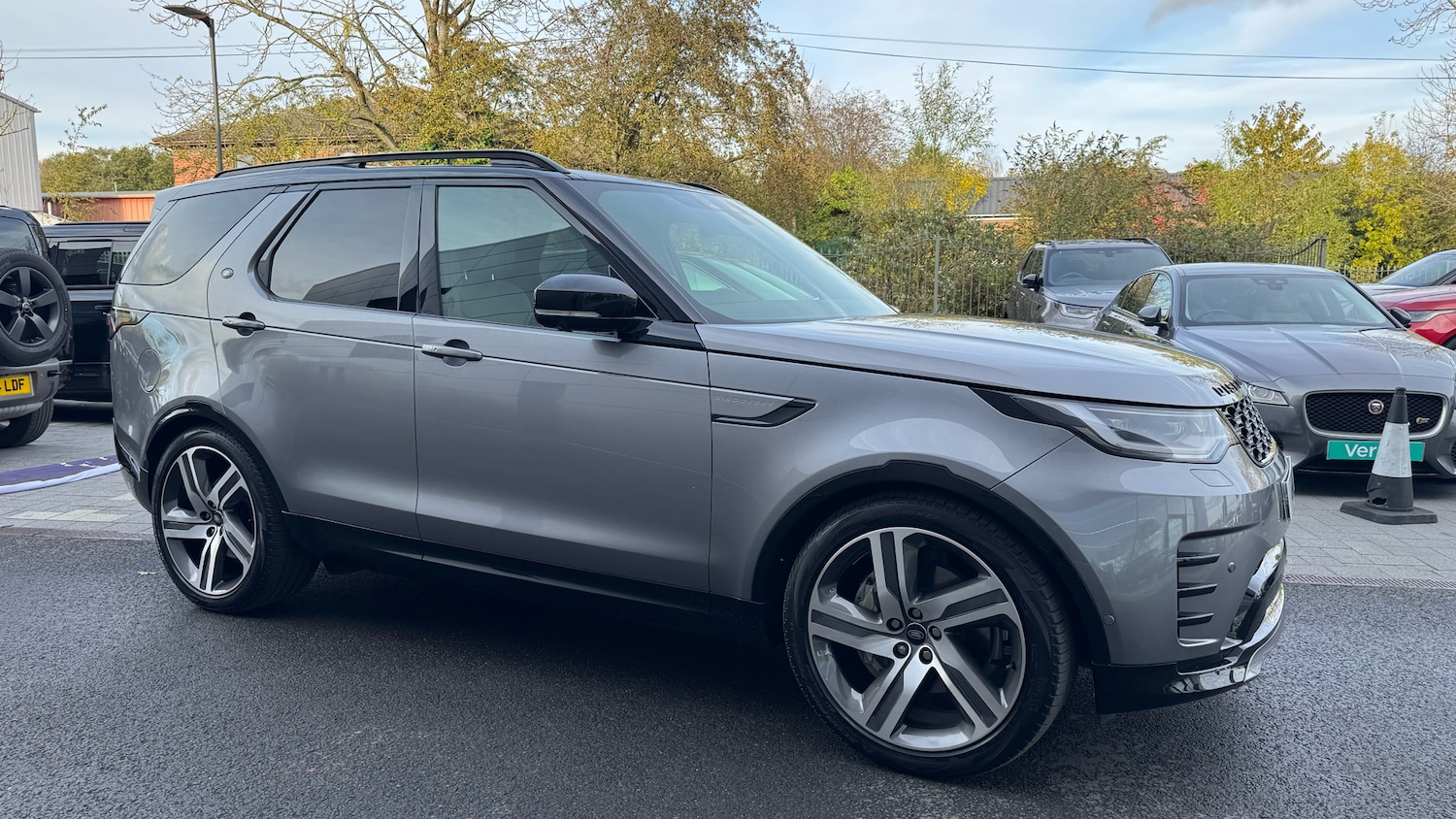 Used Land Rover Discovery 2024 for sale - 76405177: Photo 26