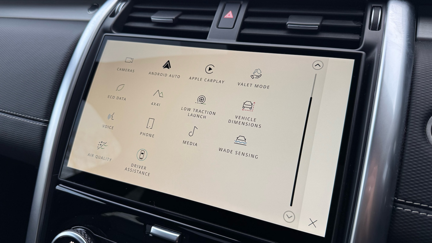 Used Land Rover Discovery 2024 for sale - 76405177: Photo 40