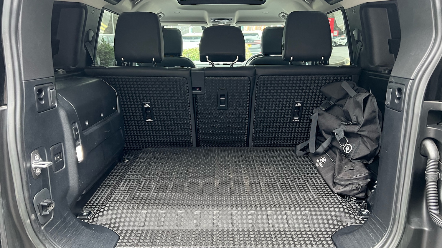 Used Land Rover Defender 2022 for sale - 77270708: Photo 10