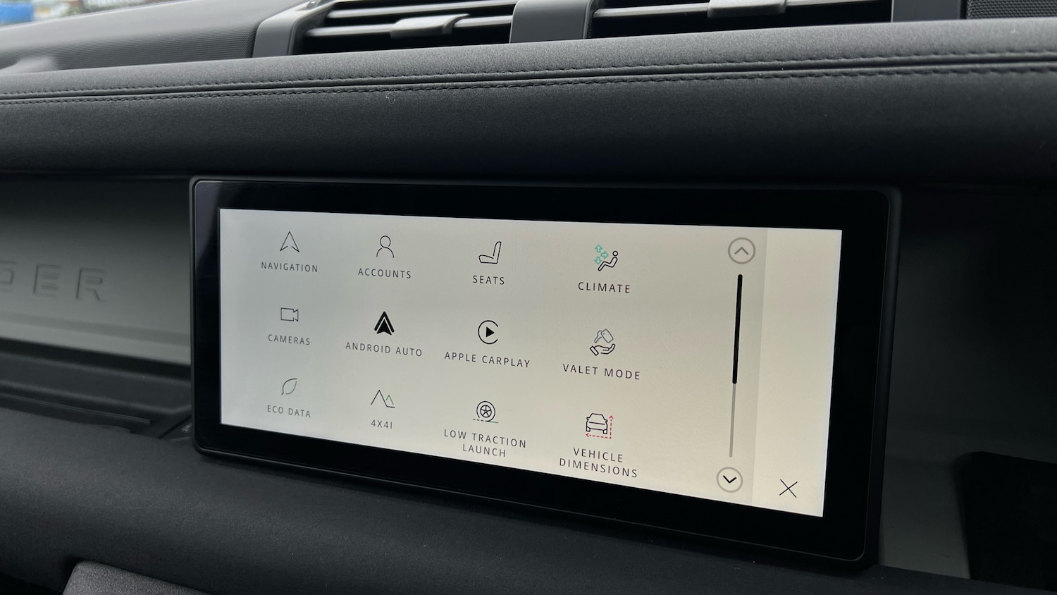 Used Land Rover Defender 2022 for sale - 77270708: Photo 38