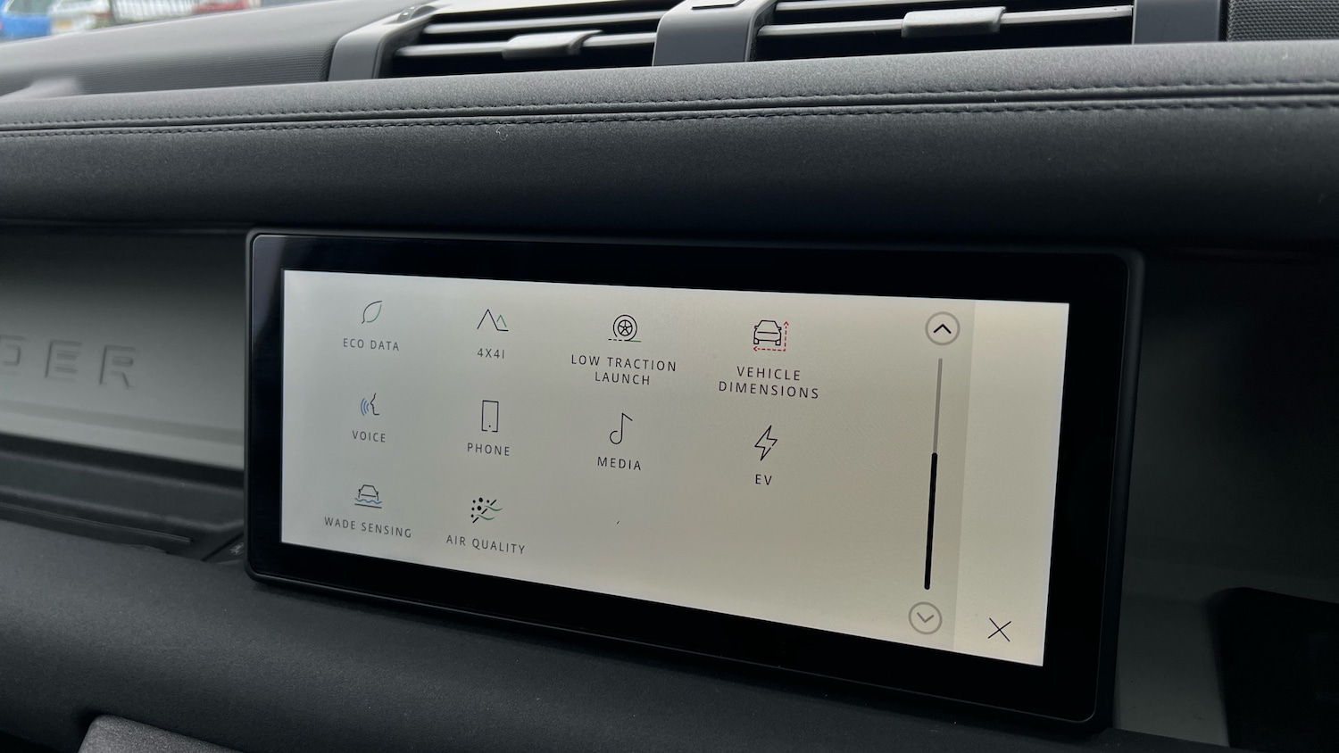 Used Land Rover Defender 2022 for sale - 77270708: Photo 39