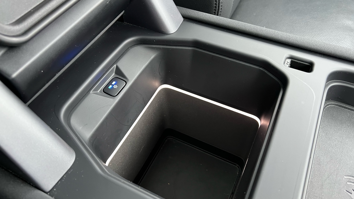 Used Land Rover Defender 2022 for sale - 77270708: Photo 44