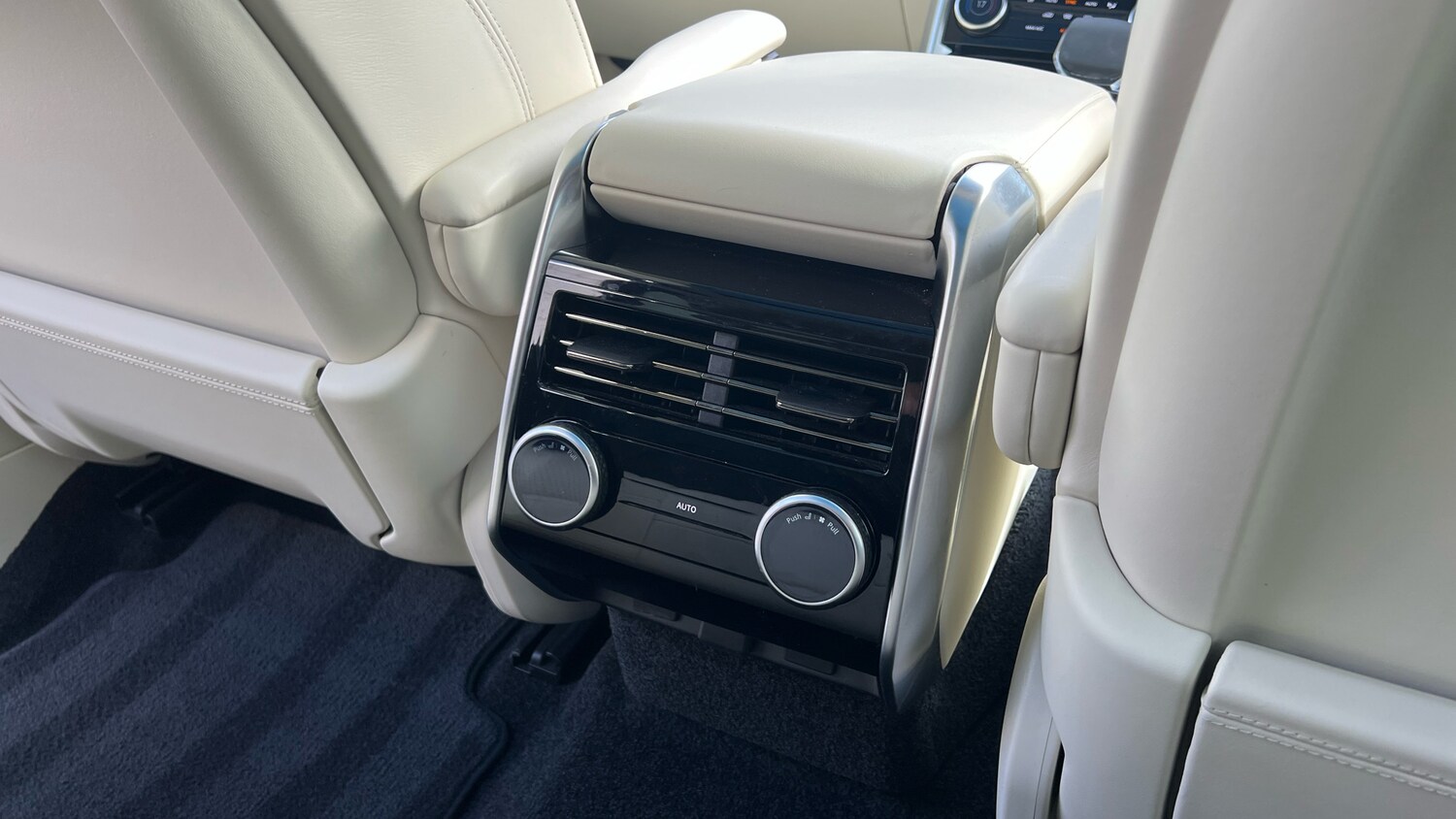 Used Land Rover Range Rover 2023 for sale - 78199428: Photo 18