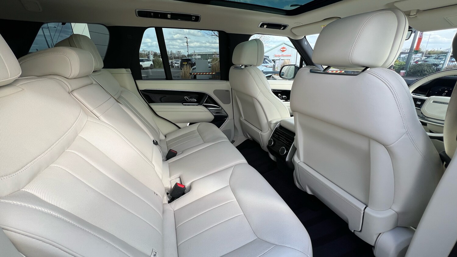 Used Land Rover Range Rover 2023 for sale - 78199428: Photo 32