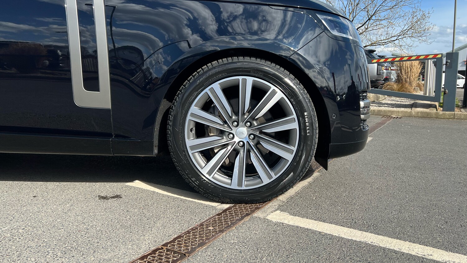 Used Land Rover Range Rover 2023 for sale - 78199428: Photo 8