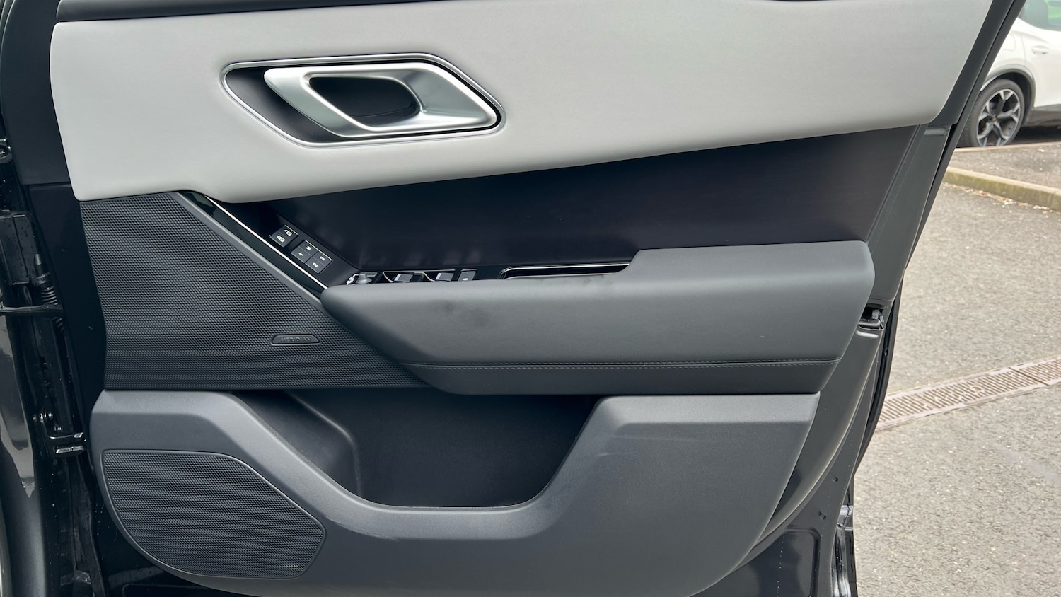 Used Land Rover Range Rover Velar 2026 for sale - 77834230: Photo 34