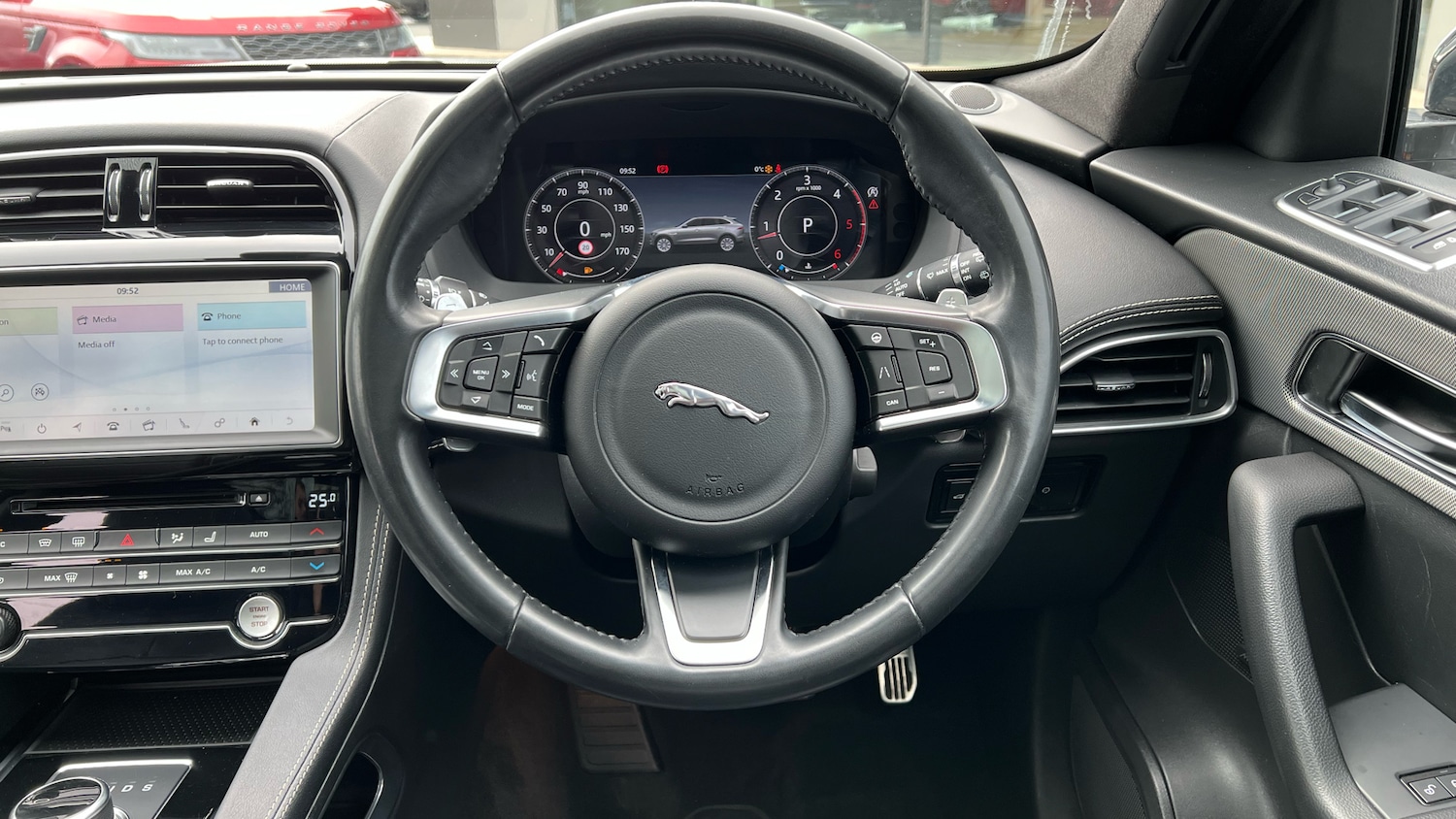 Used Jaguar F-Pace 2019 for sale - 76643250: Photo 15