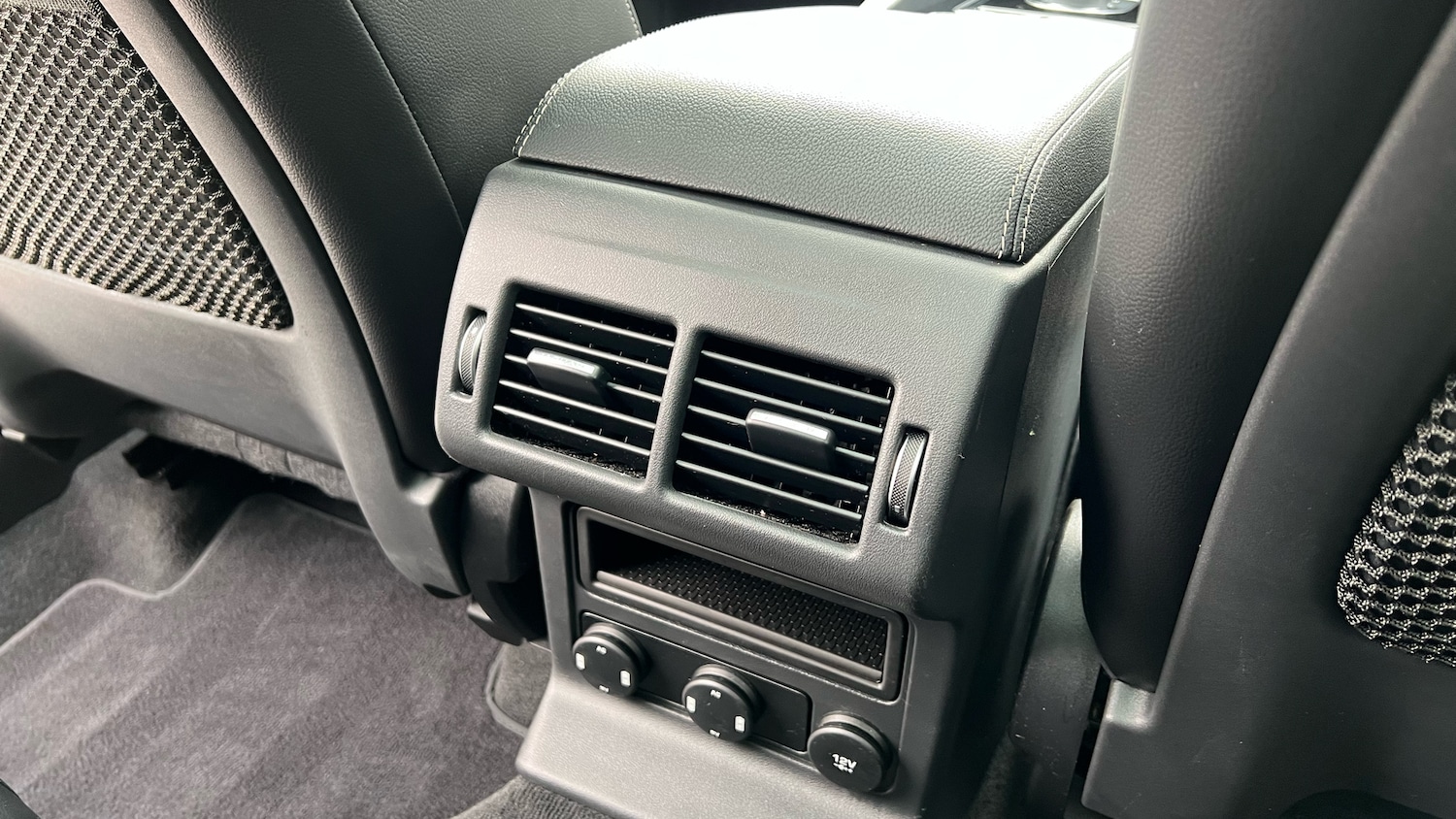 Used Jaguar F-Pace 2019 for sale - 76643250: Photo 18