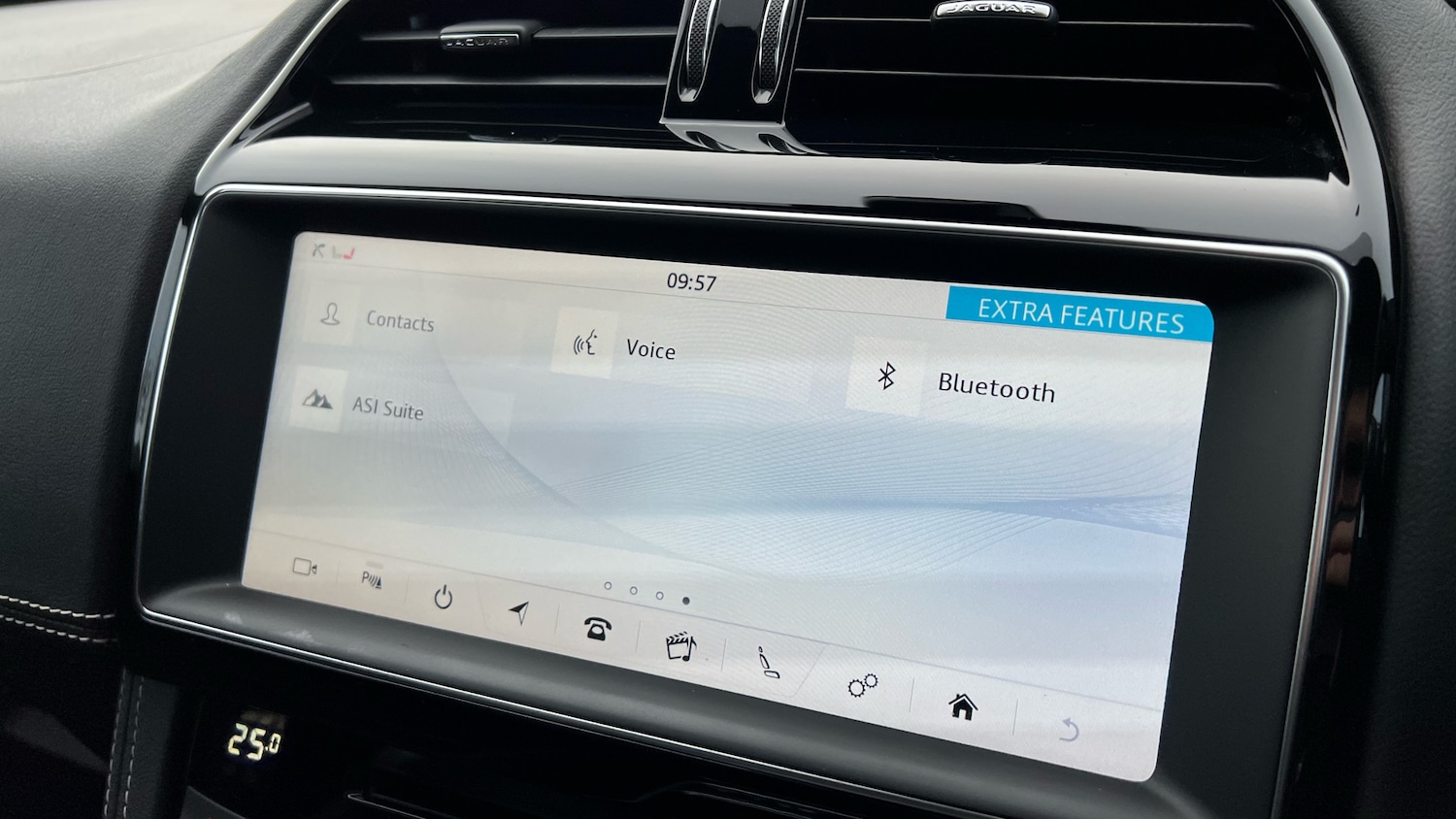 Used Jaguar F-Pace 2019 for sale - 76643250: Photo 40