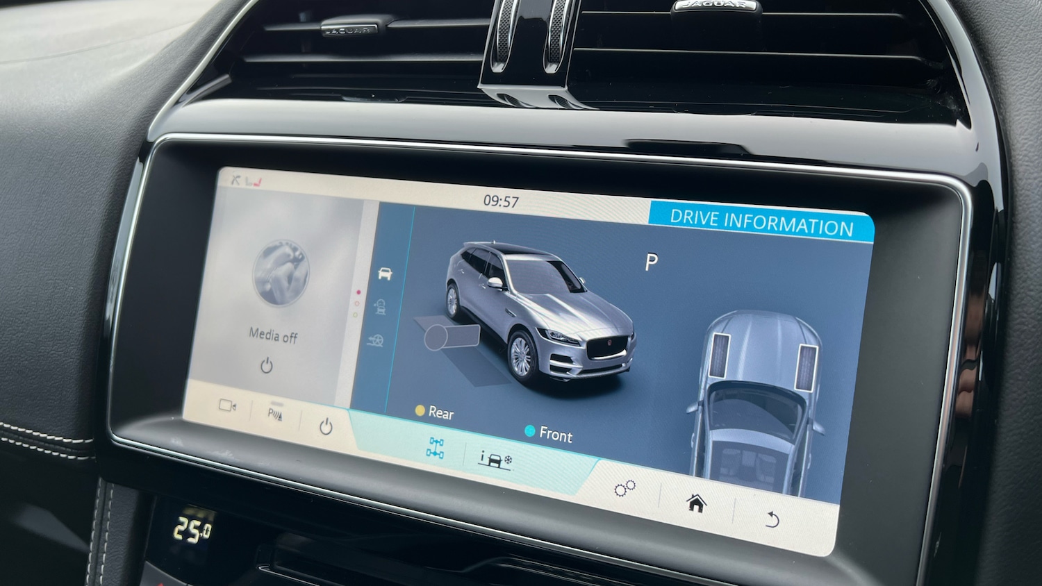 Used Jaguar F-Pace 2019 for sale - 76643250: Photo 41