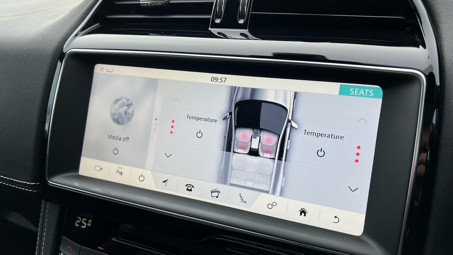 Used Jaguar F-Pace 2019 for sale - 76643250: Photo 42