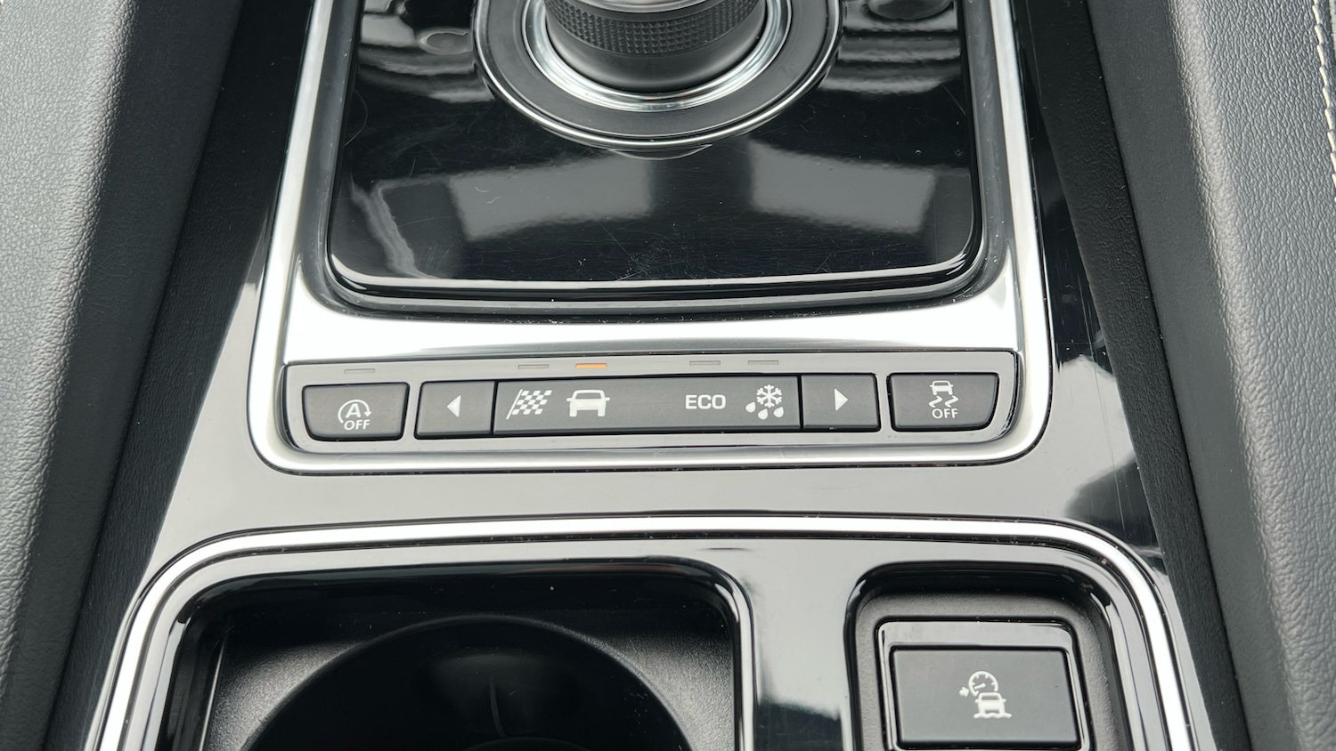 Used Jaguar F-Pace 2019 for sale - 76643250: Photo 44