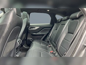 Used Jaguar F-Pace 2019 for sale - 76643250: Photo