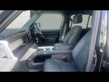 Used Land Rover Defender 2024 for sale - 74972470: Photo
