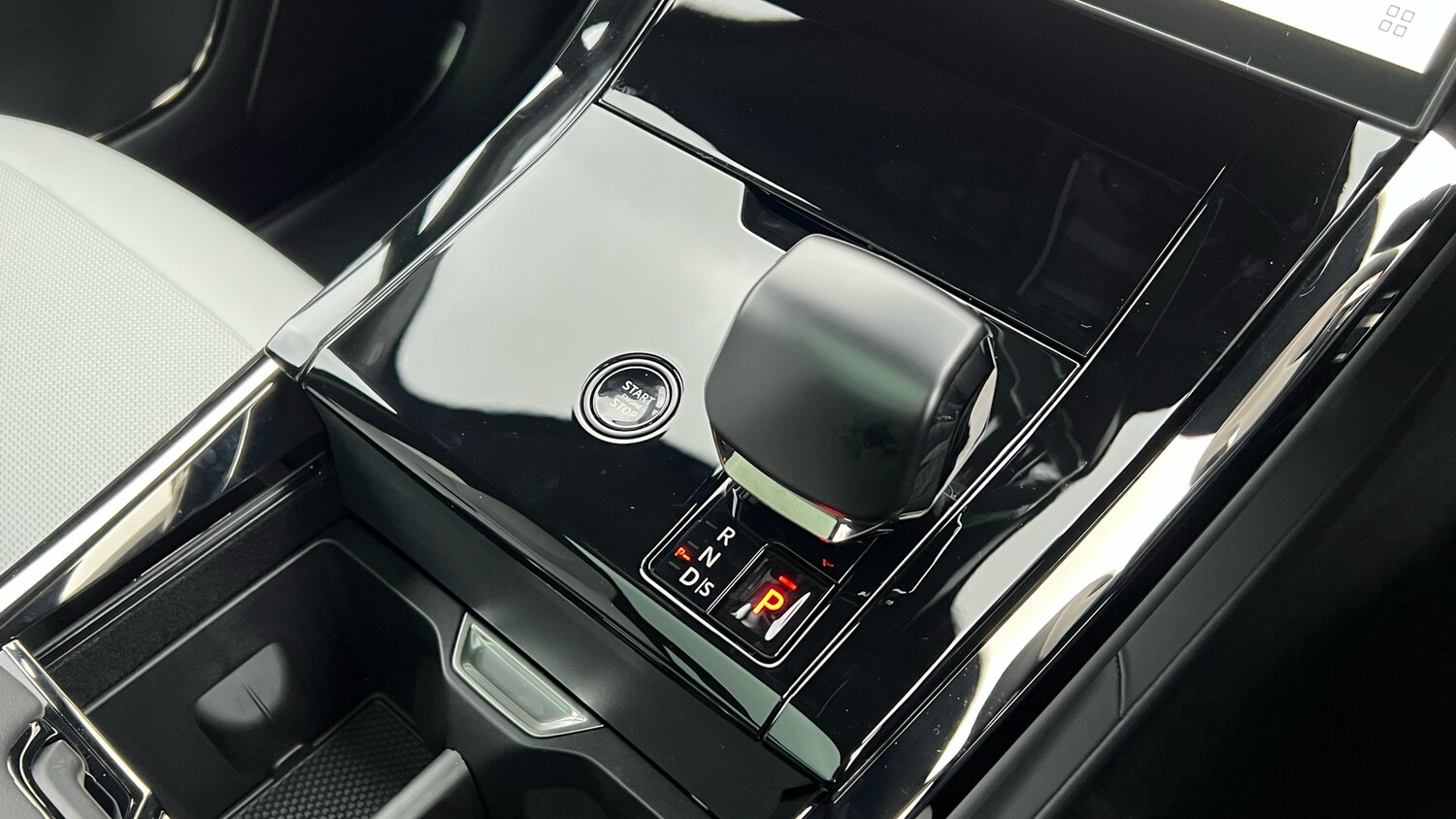 Used Land Rover Range Rover Sport 2026 for sale - 78213449: Photo 13