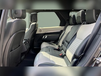 Used Land Rover Discovery 2022 for sale - 78938472: Photo