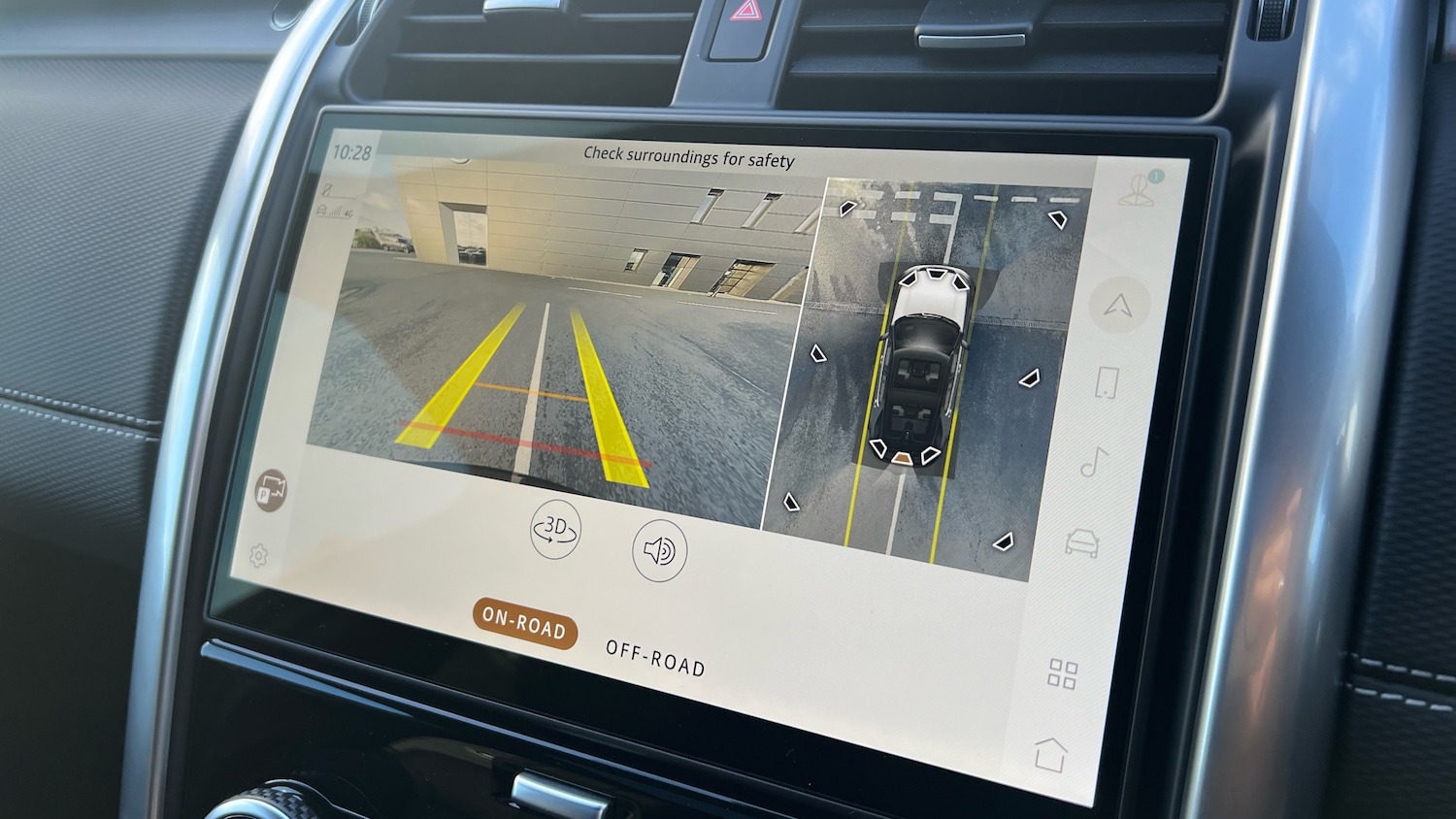 Used Land Rover Discovery 2025 for sale - 76924212: Photo 12