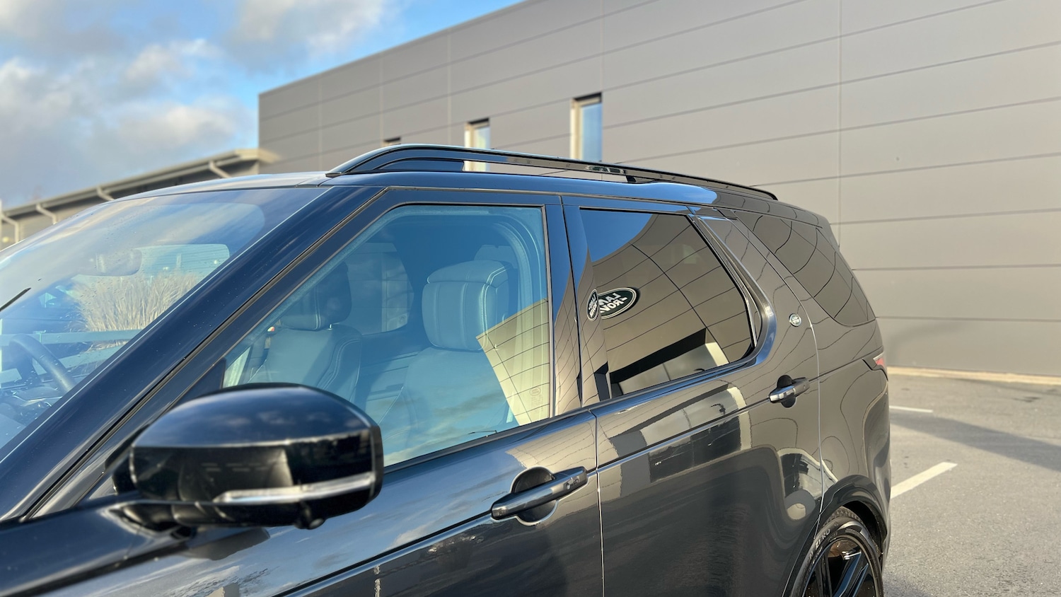 Used Land Rover Discovery 2025 for sale - 76924212: Photo 22