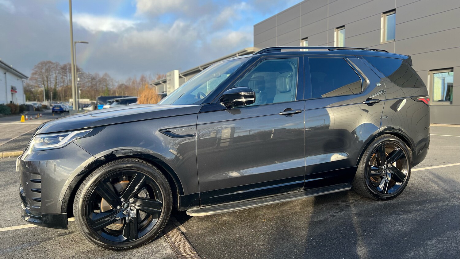 Used Land Rover Discovery 2025 for sale - 76924212: Photo 23