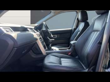 Used Land Rover Discovery Sport 2016 for sale - 75215656: Photo