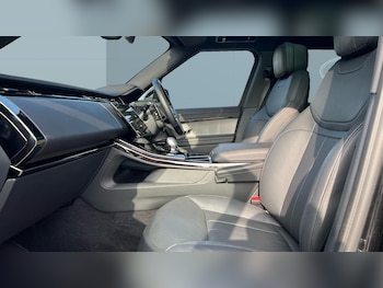 Used Land Rover Range Rover Sport 2024 for sale - 78027650: Photo