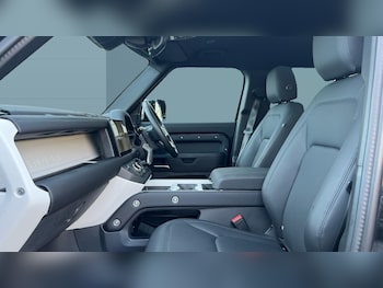 Used Land Rover Defender 2025 for sale - 76791697: Photo