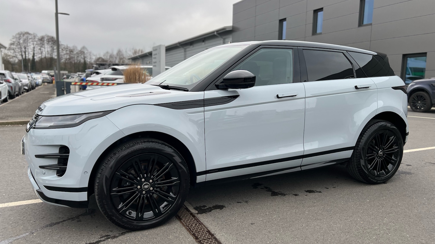 Used Land Rover Range Rover Evoque 2025 for sale - 77903791: Photo 23