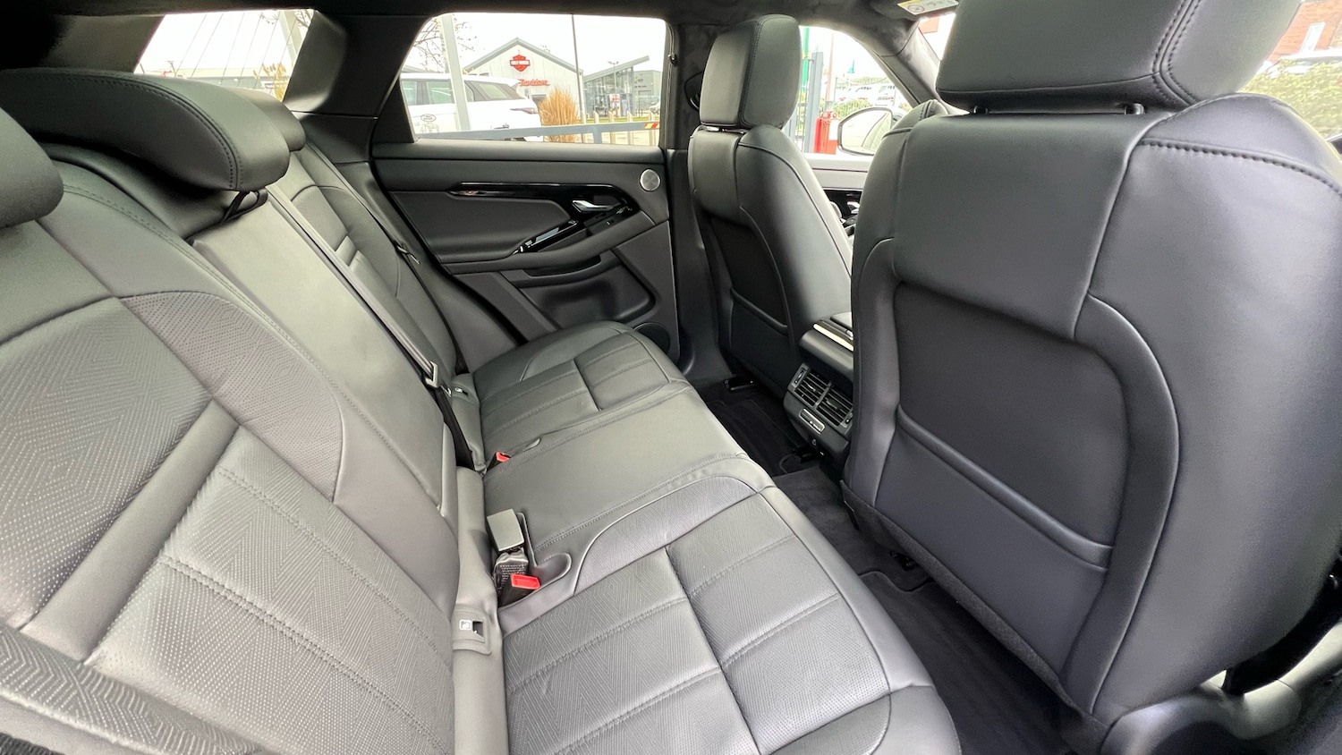 Used Land Rover Range Rover Evoque 2025 for sale - 77903791: Photo 32