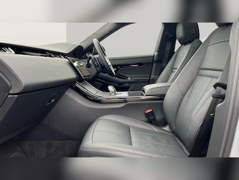 Used Land Rover Range Rover Evoque 2025 for sale - 77903791: Photo