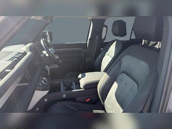 Used Land Rover Defender 2020 for sale - 78331815: Photo