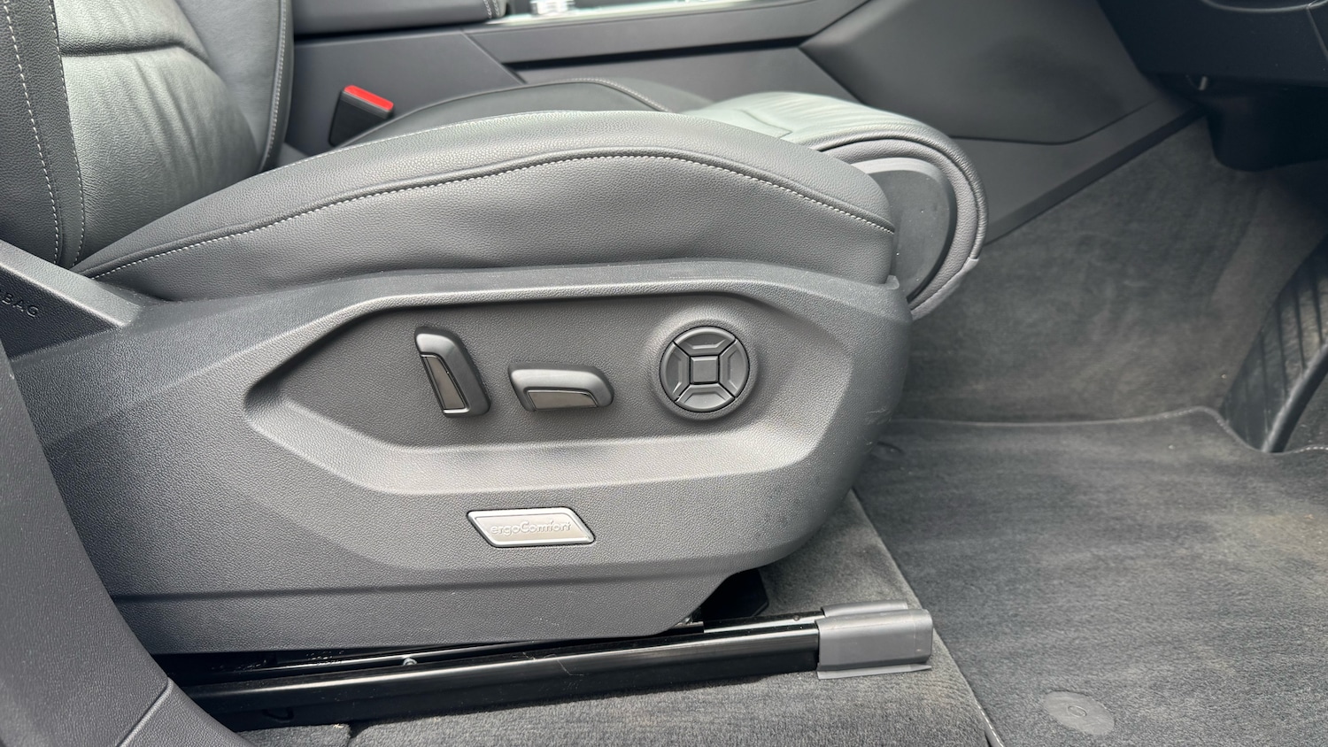 Used Volkswagen Touareg 2020 for sale - 76405178: Photo 36