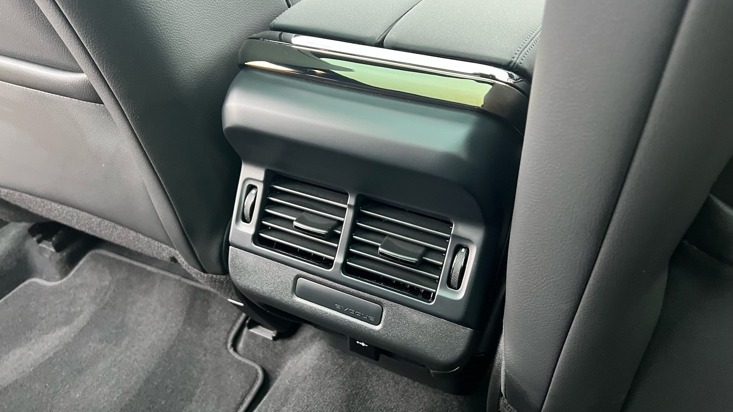 Used Land Rover Range Rover Evoque 2025 for sale - 77548135: Photo 18