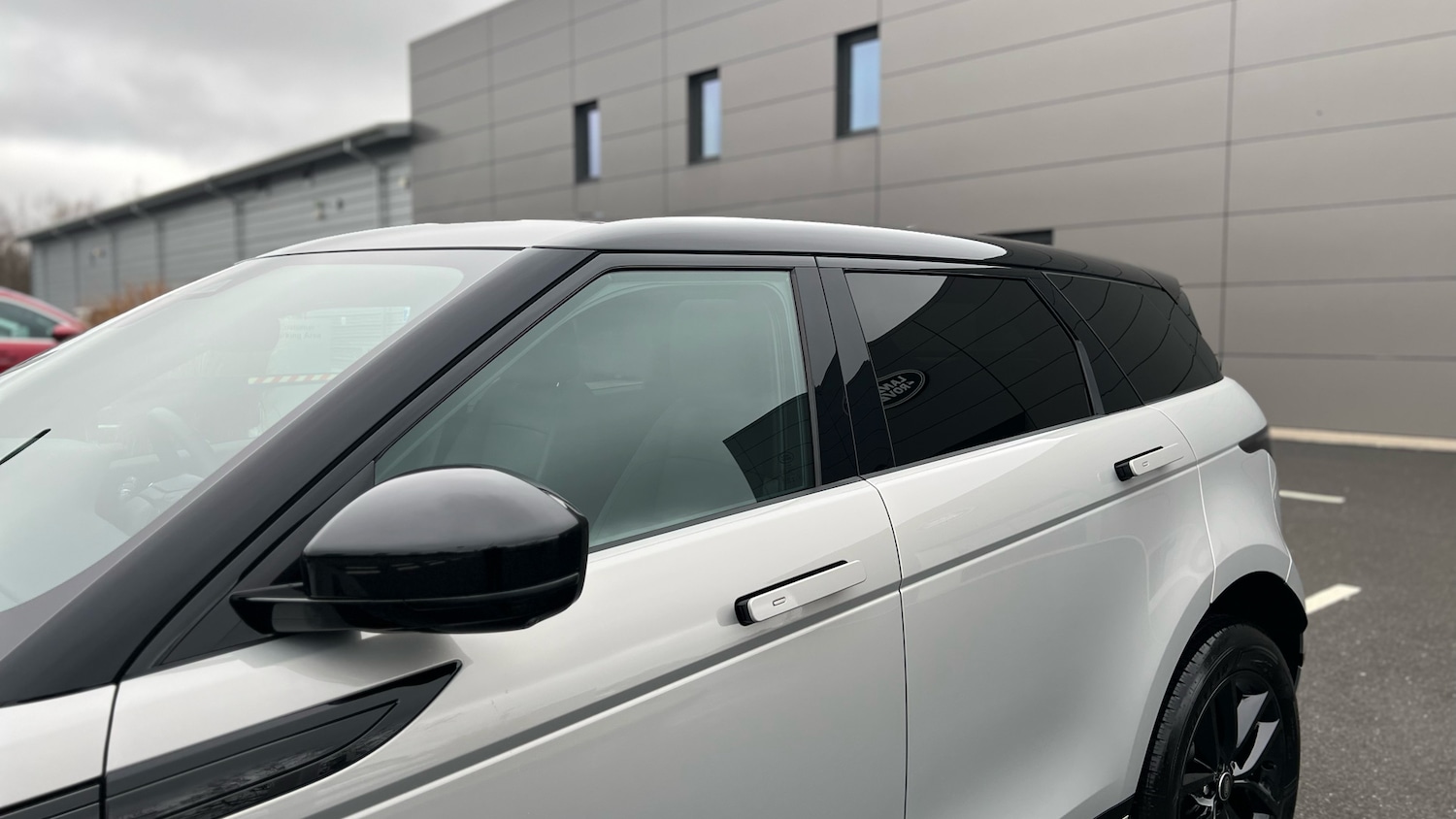 Used Land Rover Range Rover Evoque 2025 for sale - 77548135: Photo 22