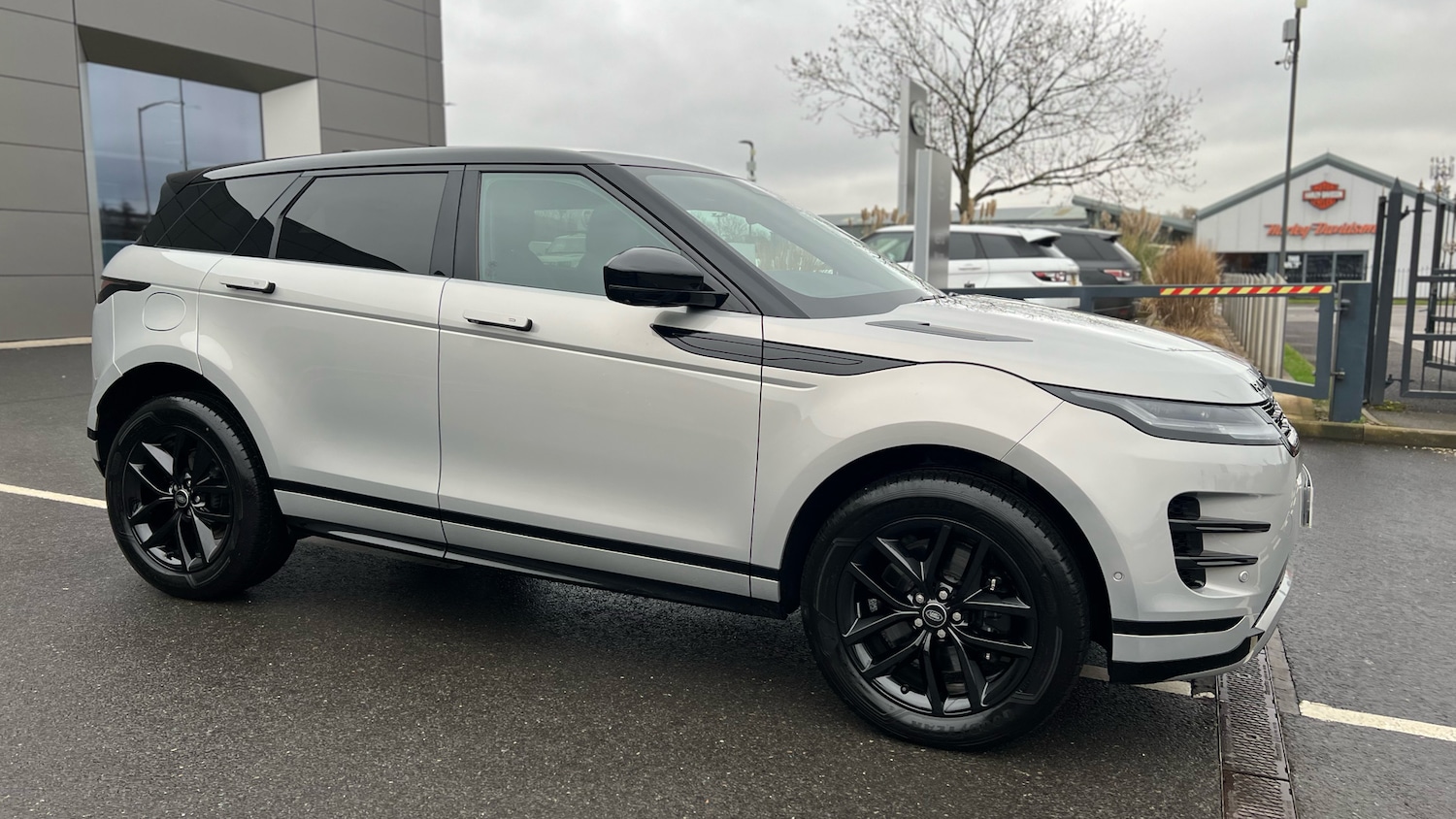 Used Land Rover Range Rover Evoque 2025 for sale - 77548135: Photo 26