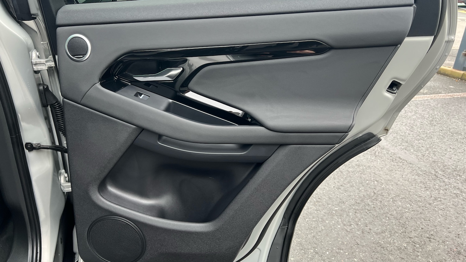 Used Land Rover Range Rover Evoque 2025 for sale - 77548135: Photo 31