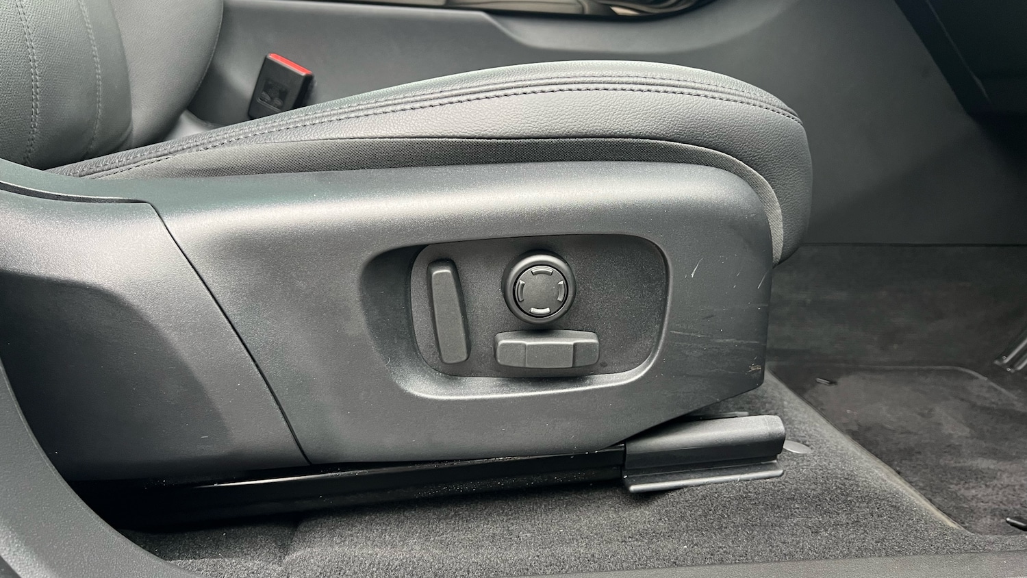 Used Land Rover Range Rover Evoque 2025 for sale - 77548135: Photo 36