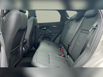 Used Land Rover Range Rover Evoque 2025 for sale - 77548135: Photo