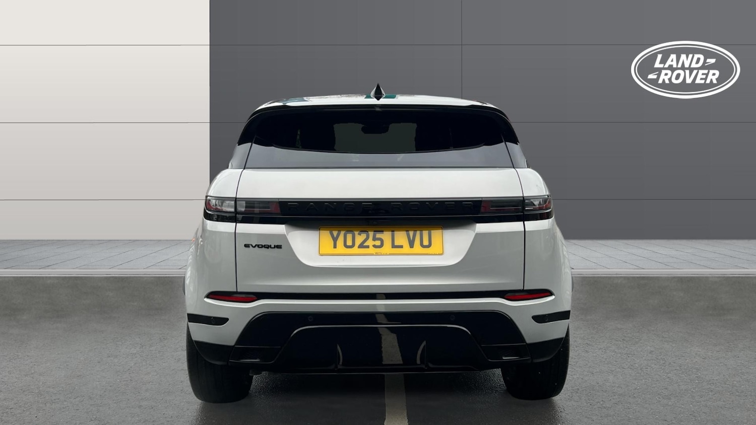 Used Land Rover Range Rover Evoque 2025 for sale - 77548135: Photo 6