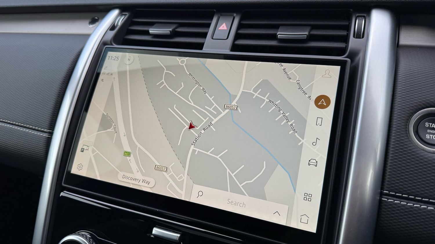 Used Land Rover Discovery 2025 for sale - 76392208: Photo 11