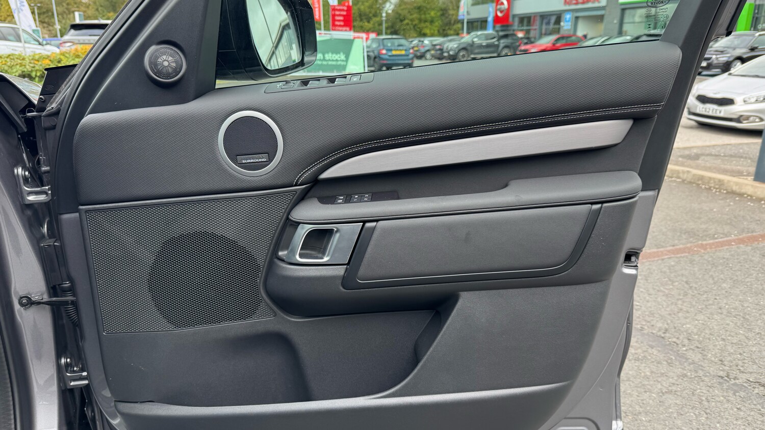 Used Land Rover Discovery 2025 for sale - 76392208: Photo 34