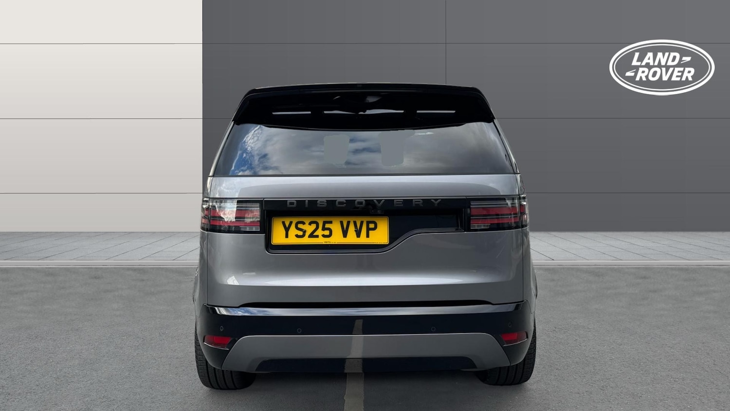 Used Land Rover Discovery 2025 for sale - 76392208: Photo 6