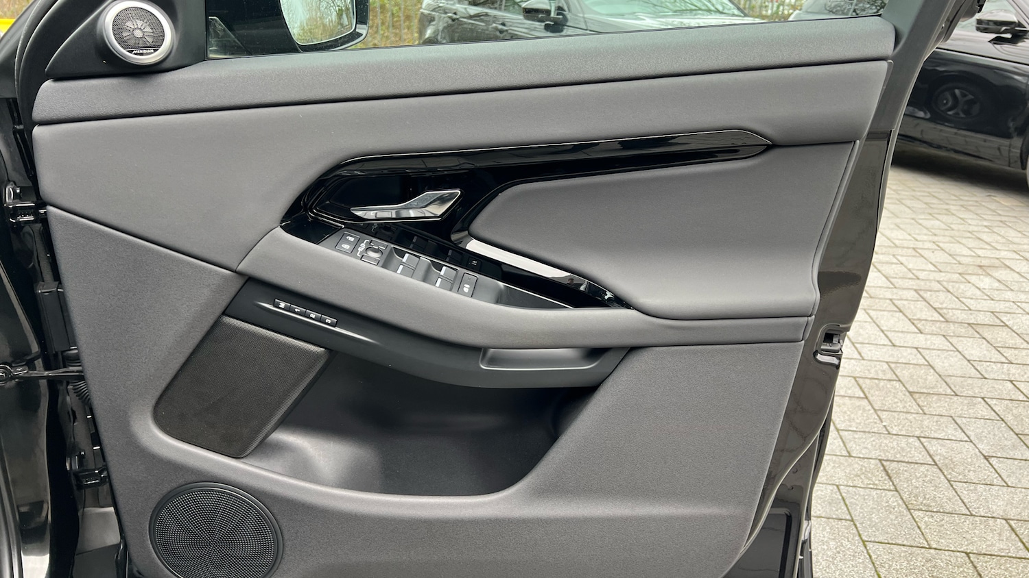 Used Land Rover Range Rover Evoque 2024 for sale - 77650190: Photo 33