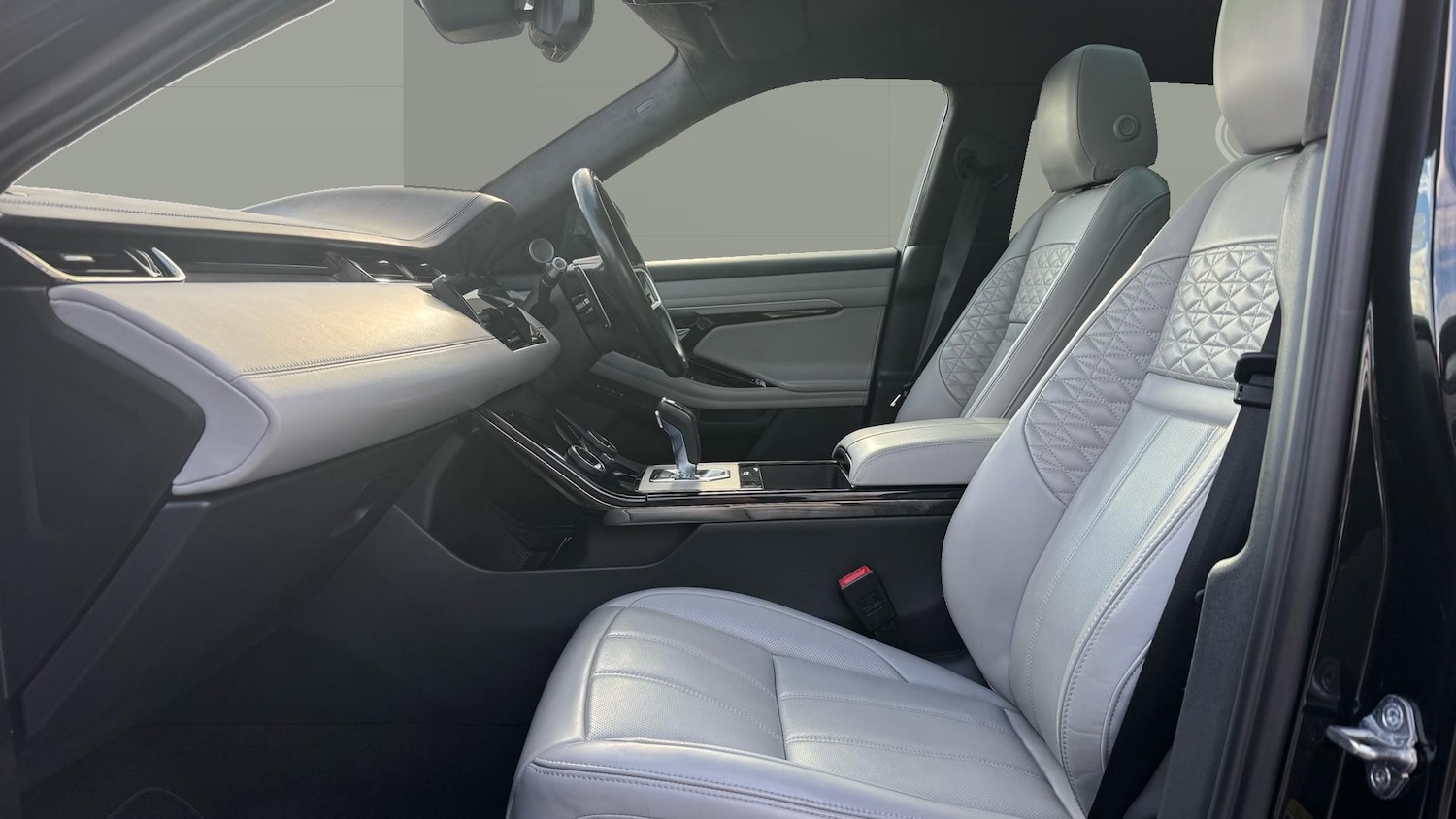 Used Land Rover Range Rover Evoque 2022 for sale - 76393930: Photo 3