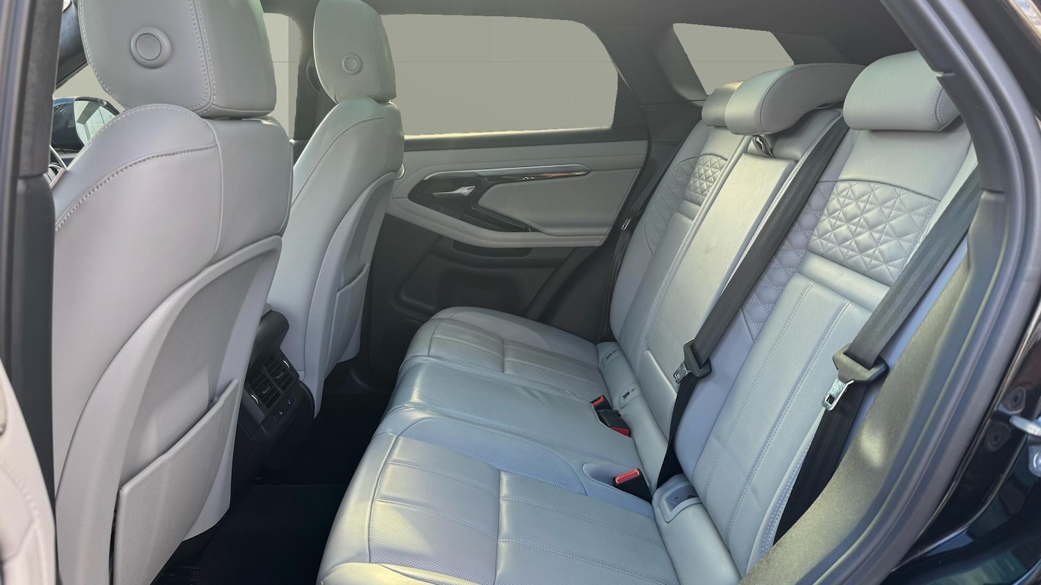 Used Land Rover Range Rover Evoque 2022 for sale - 76393930: Photo 4