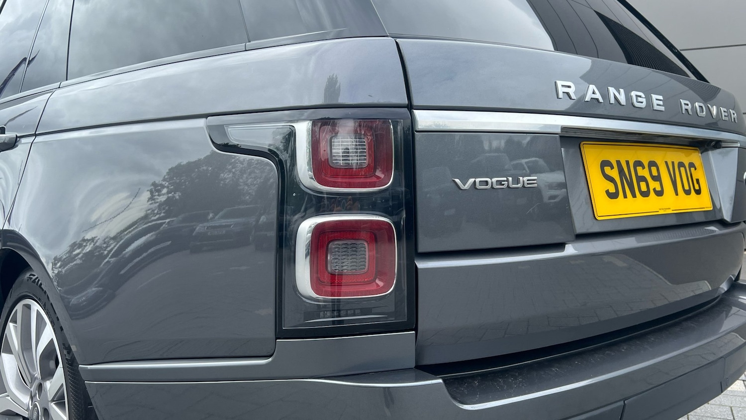 Vehicle 19