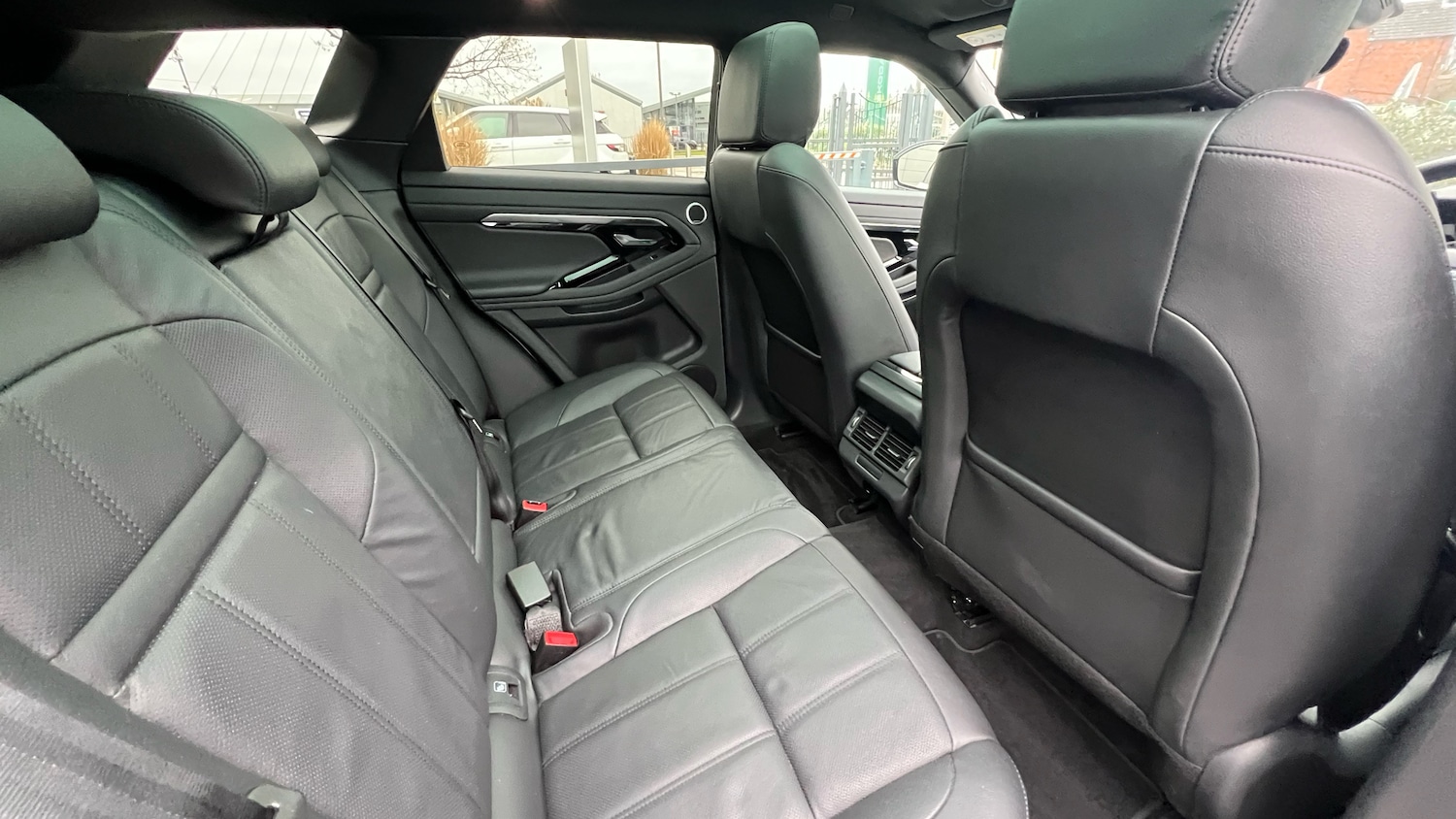 Used Land Rover Range Rover Evoque 2022 for sale - 77605144: Photo 32