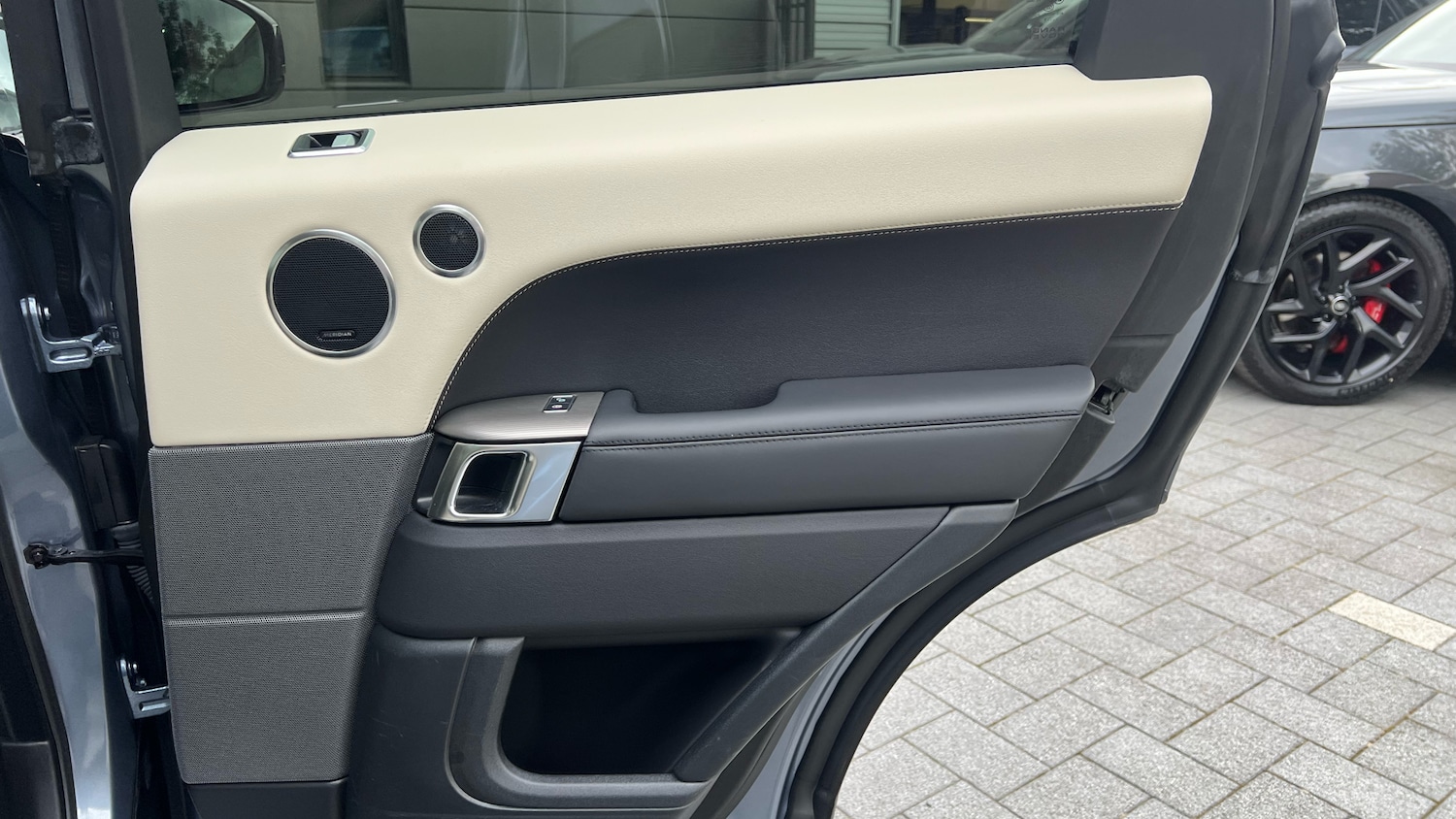 Used Land Rover Range Rover Sport 2018 for sale - 76159855: Photo 32