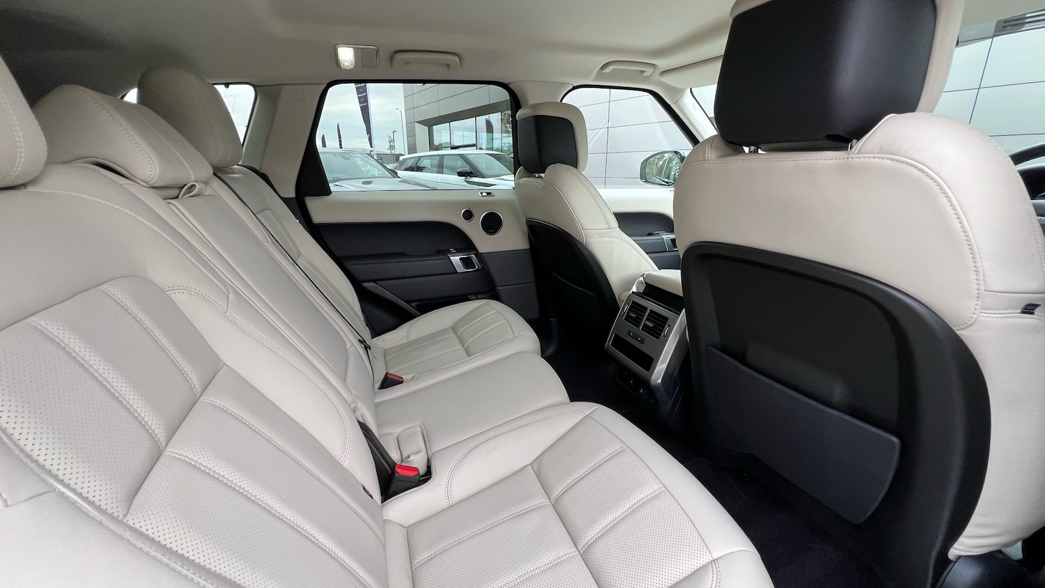 Used Land Rover Range Rover Sport 2018 for sale - 76159855: Photo 33