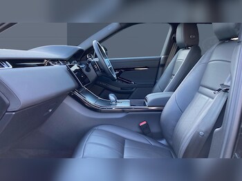 Used Land Rover Range Rover Evoque 2025 for sale - 77277199: Photo