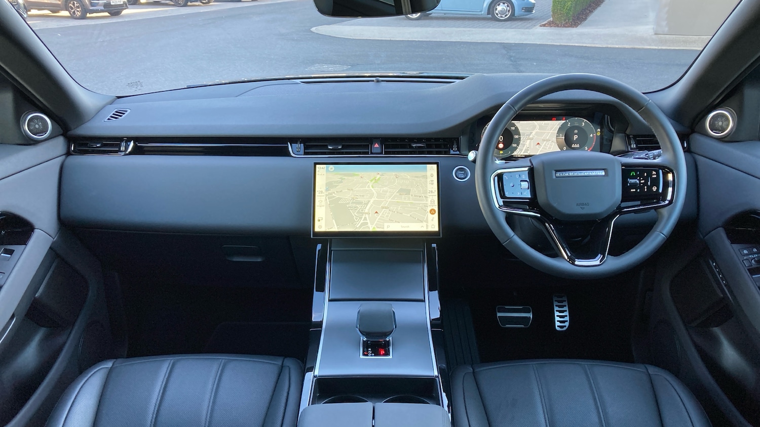 Used Land Rover Range Rover Evoque 2025 for sale - 77277199: Photo 9